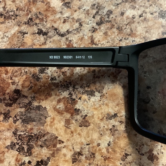 Native Black Sunglasses Accessories - Picture 6 of 6